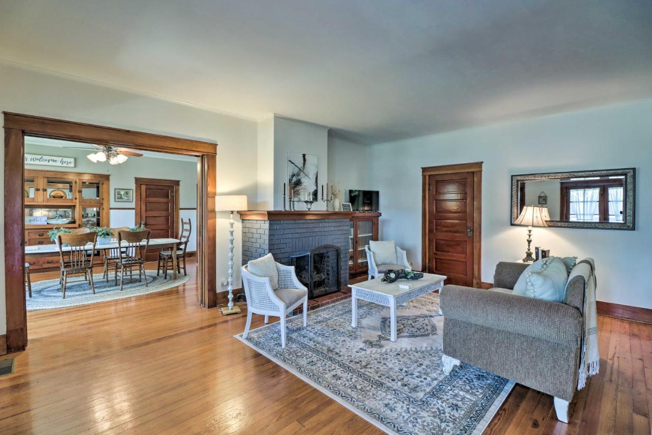 Historic Mountain Home Haven With Large Yard! Exterior foto