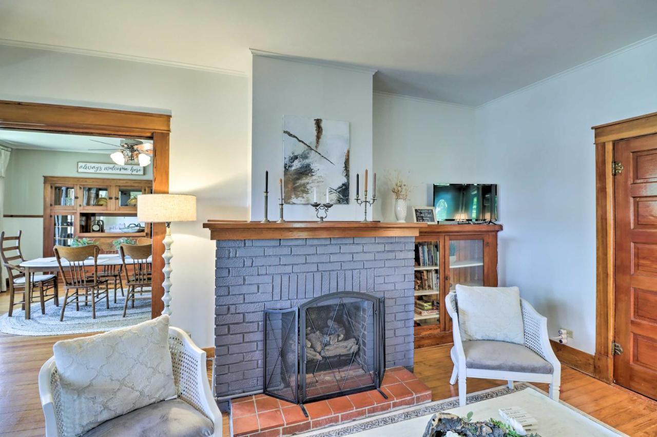 Historic Mountain Home Haven With Large Yard! Exterior foto
